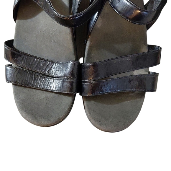 Dansko Surraya Black Leather Comfort Sandal Sling Back Ankle Strap Wedge Sandal - Picture 9 of 11